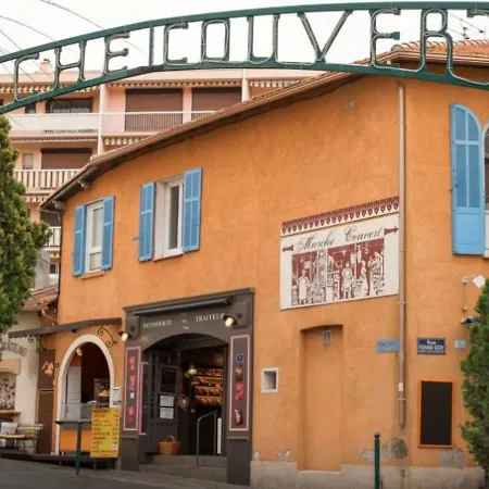 Apartamento Sainte-maxime: 2 Pièces Rénové Avec Terrasse, Climatisation Et à 2 Pas De La - Fr-1-226-498 *